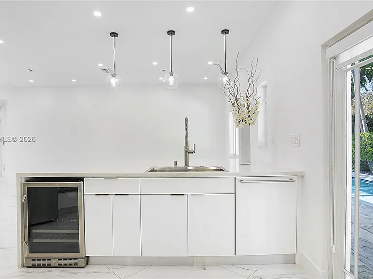 711 Sunset Rd — Photo 14