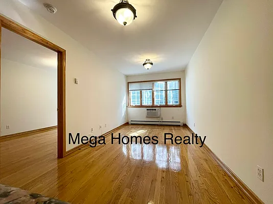 Rented by Mega Homes Realty INC | media 27