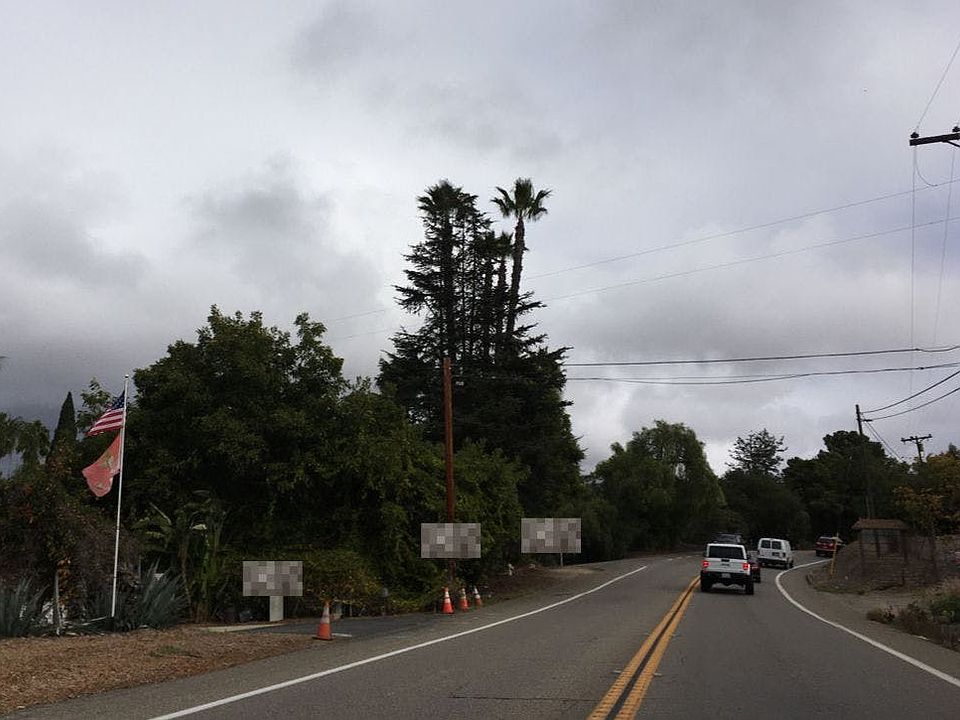 2nd image of 2054-2056 E Mission Rd