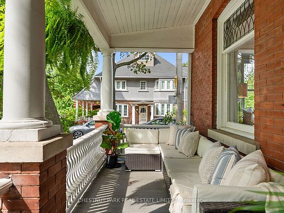 3rd image of 139 Hammersmith Ave