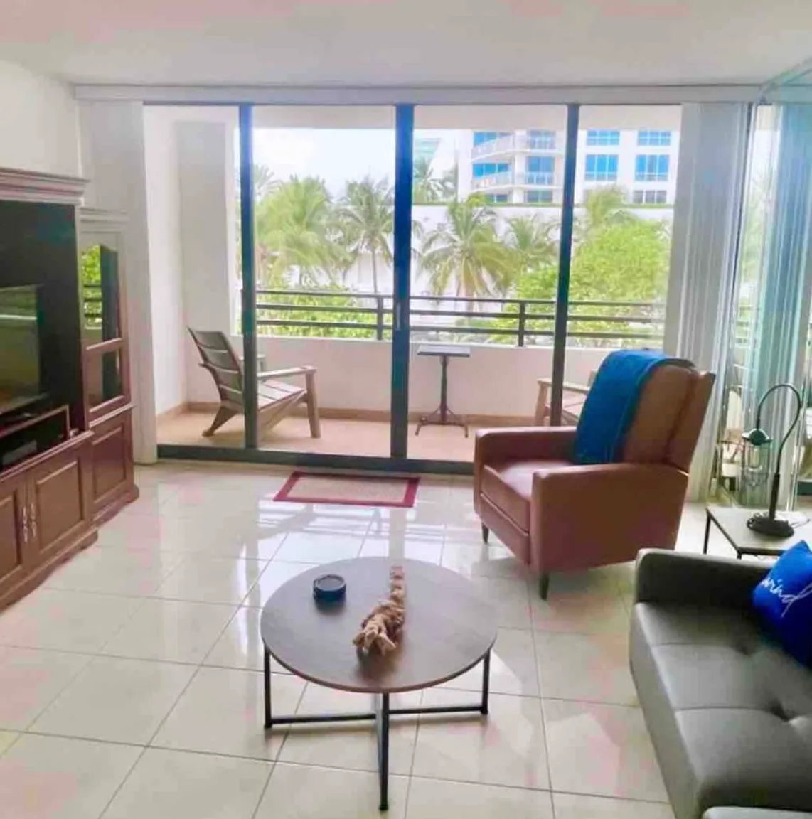 3505 S Ocean Dr — Photo 2