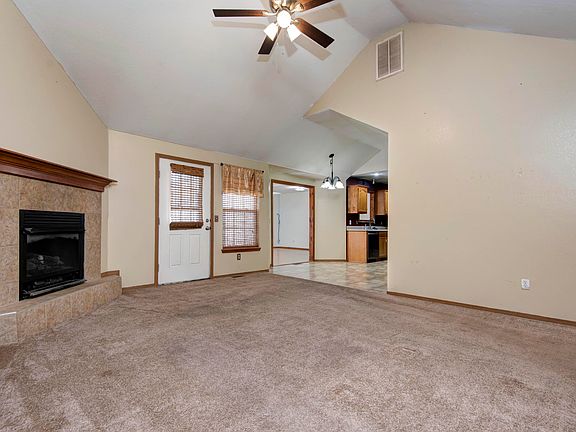 4th image of 435 N Harrington Drive