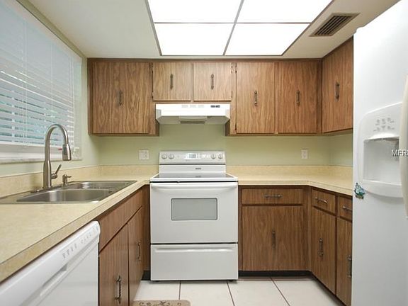 4th image of 9015 Arndale Cir