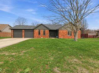914 Corey Ln, Plainfield, IN 46168