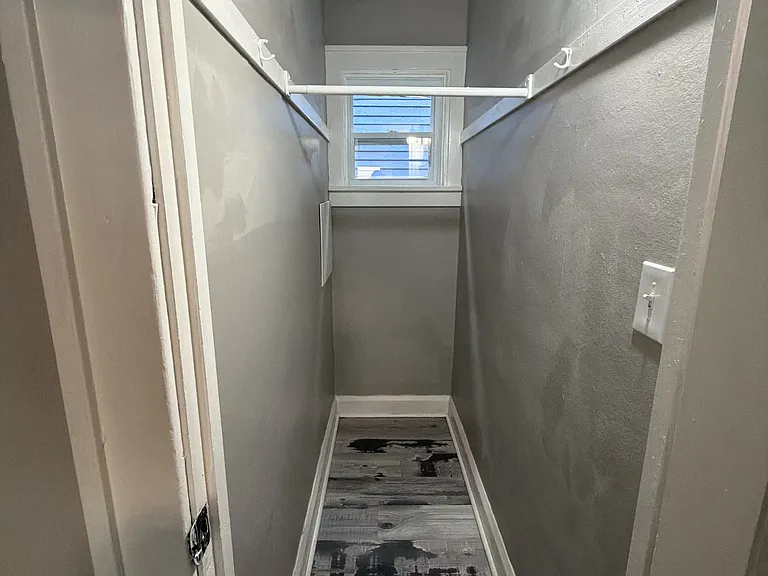 11223 Nelson Ave — Photo 9