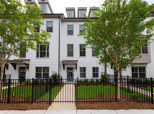 2881 Elmwood Dr #8, Smyrna, GA 30080
