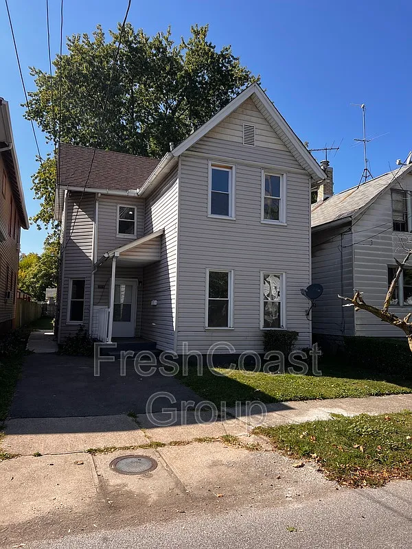 3318 W 30th St Unit 1 photo 1
