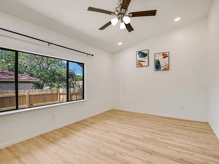 5100 Fort Mason Dr — Photo 12