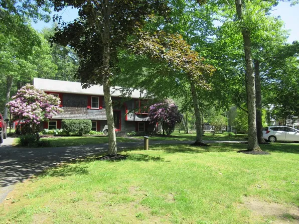 87 Purchase St, Middleboro, MA 02346