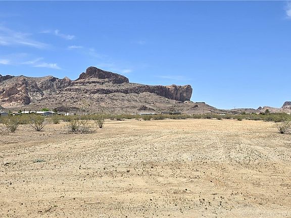 2nd image of 2161 S Dugas Rd