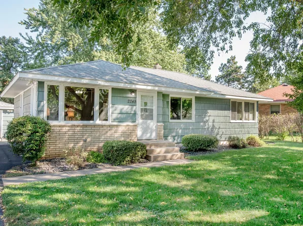 2245 County Road F E, White Bear Lake, MN 55110