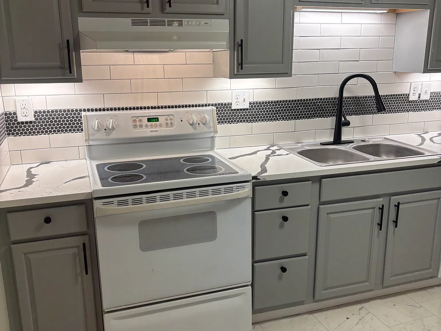 2 bed, 900 sqft, $1,350 — Photo 4