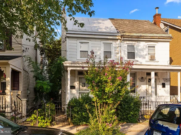 321 Washington St, Bristol, PA 19007