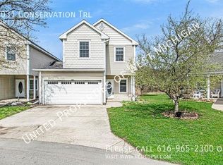 2031 Conservation Trl SE, Lowell, MI 49331