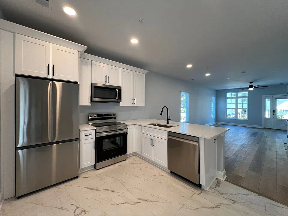 6612 Wildwood Trl