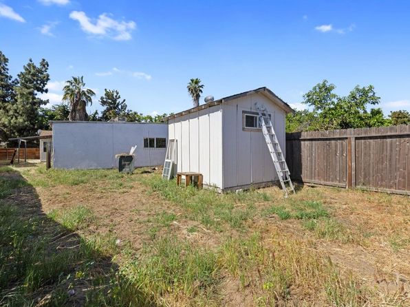 2305 Chrysler Dr, Modesto, CA 95350