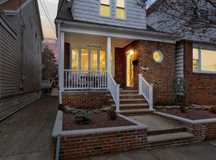 173 W 8th St, Bayonne, NJ 07002