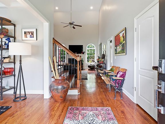 4th image of 1237 Ben Hill Blvd
