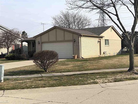 3rd image of 40273 Tonabee Ct