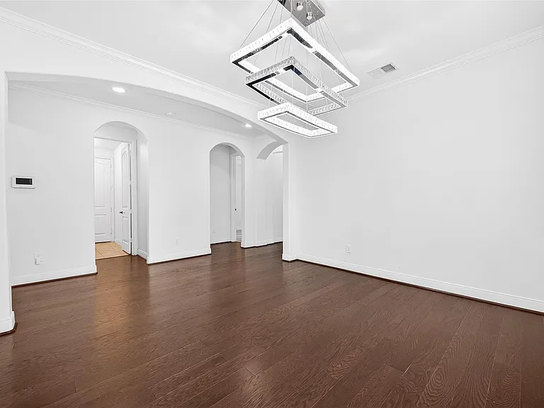 7035 Belle Meadow Ln — Photo 10