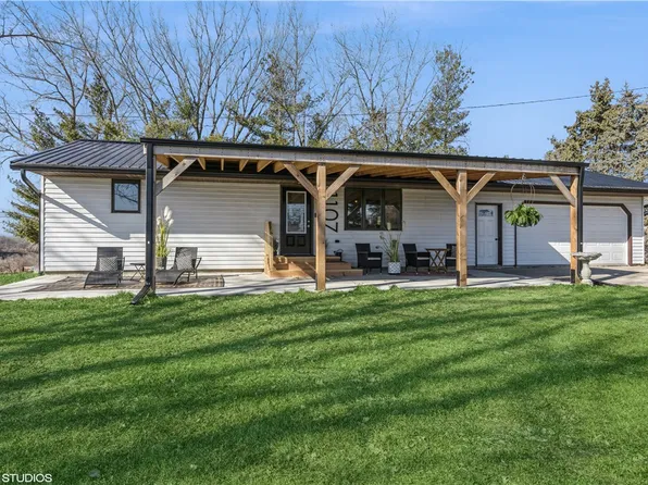 1107 S71 Hwy, Knoxville, IA 50138