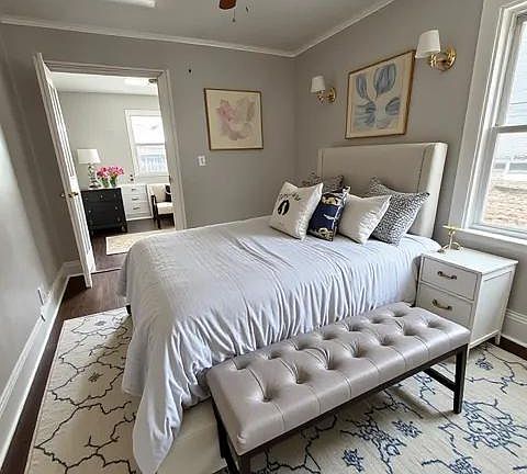 4th image of 6030 N Claremont Ave #2