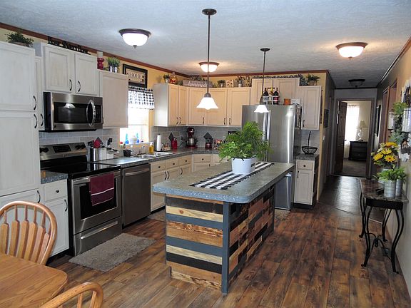 5th image of 148 Cook Dr