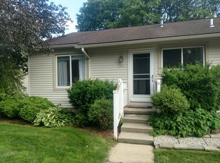 2101 La Mer Ln, Haslett, MI 48840