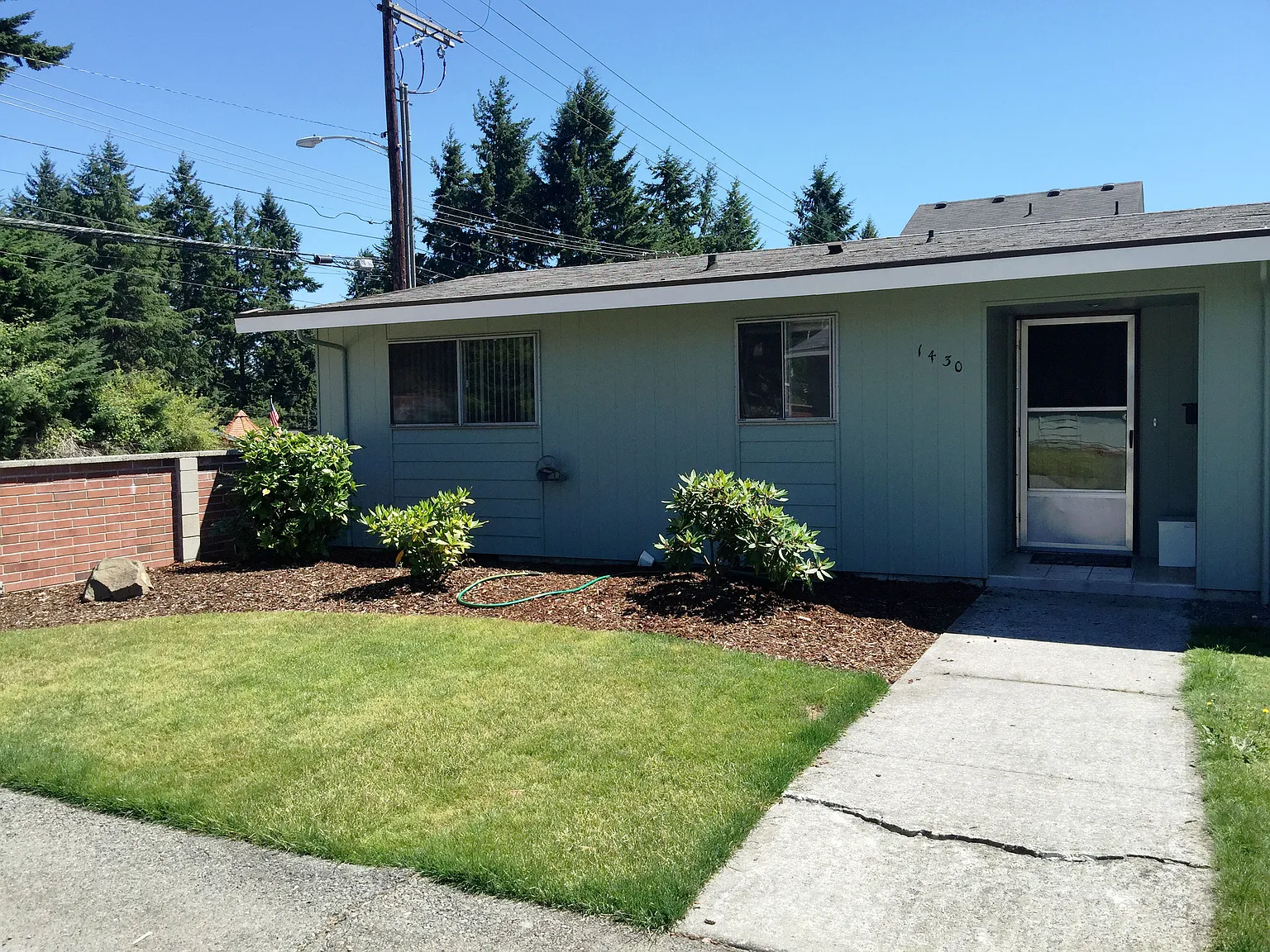 3 bed, 1100 sqft, $2,150 — Photo 1