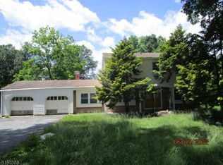 457 Black Oak Ridge Rd, Wayne, NJ 07470