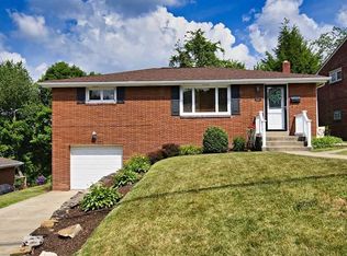 1568 Orchardview Dr, Pittsburgh, PA 15220