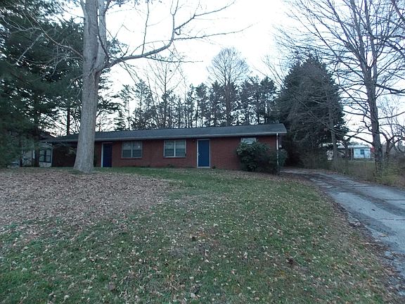 2nd image of 325 Watauga Ave