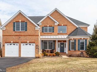 15605 Village Cove Pl, Haymarket, VA 20169