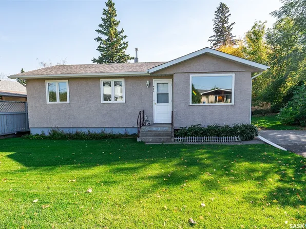 404 6th Street E, Wynyard, SK S0A 4T0