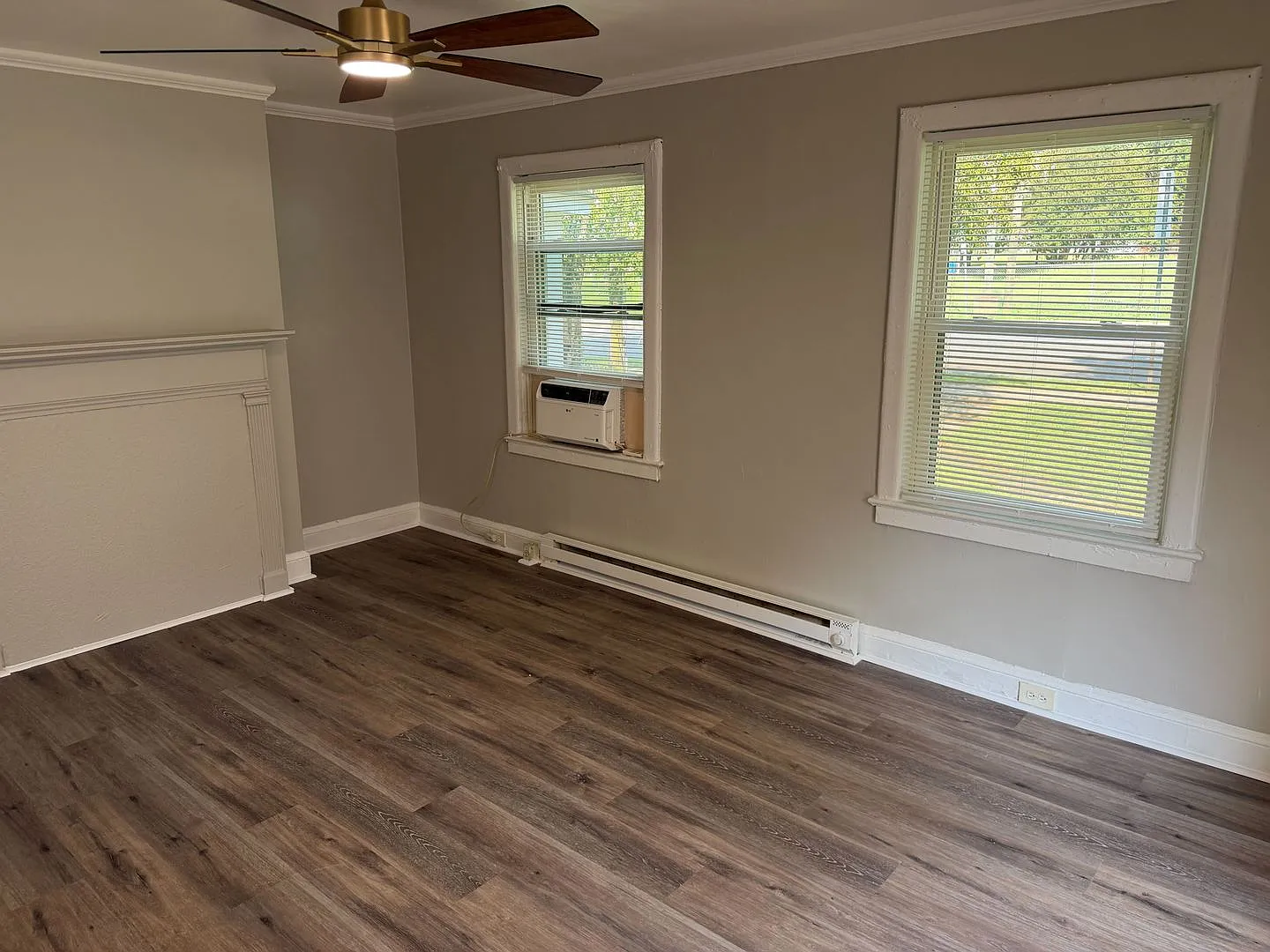 Adorable One Bedroom Duplex Near NoDa! — Photo 2