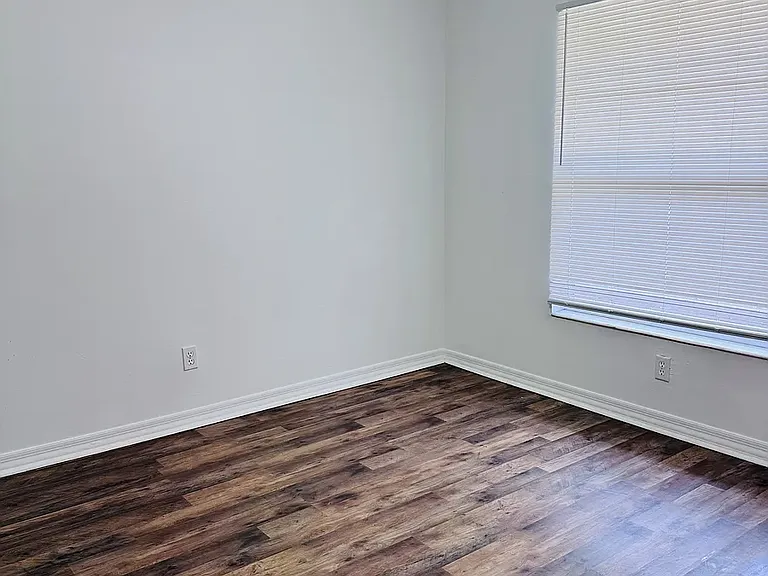 8016 Lowndes St — Photo 11