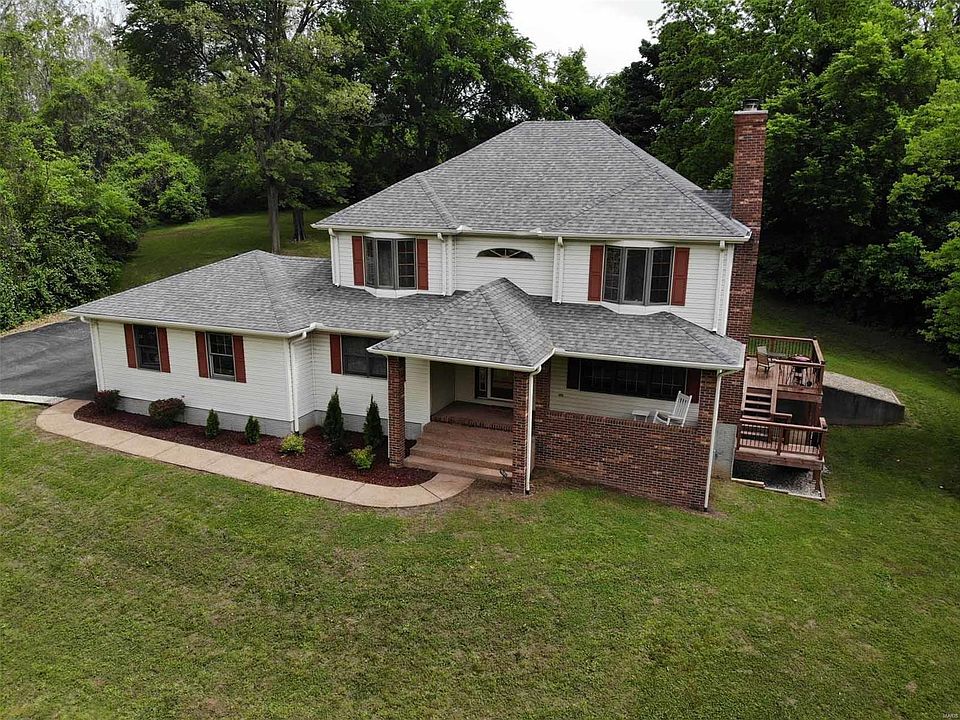 1st image of 20 Country Ln