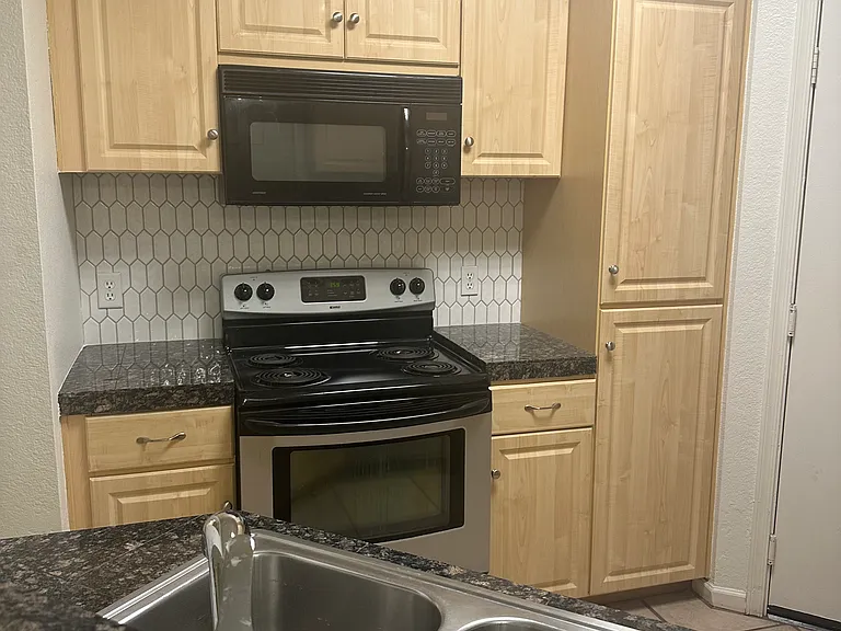 1411 E Orangewood Ave #116 — Photo 16