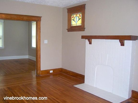 4th image of 3403 Mayfair Ave