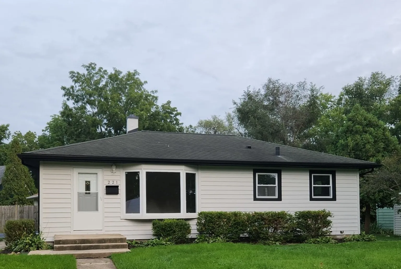 3 bed, 1755 sqft, $2,650 — Photo 1