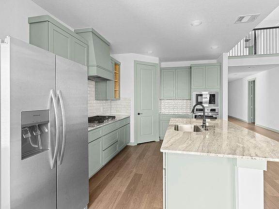 7th image of this home