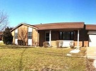 1001 E Lincoln St, Riverton, IL 62561