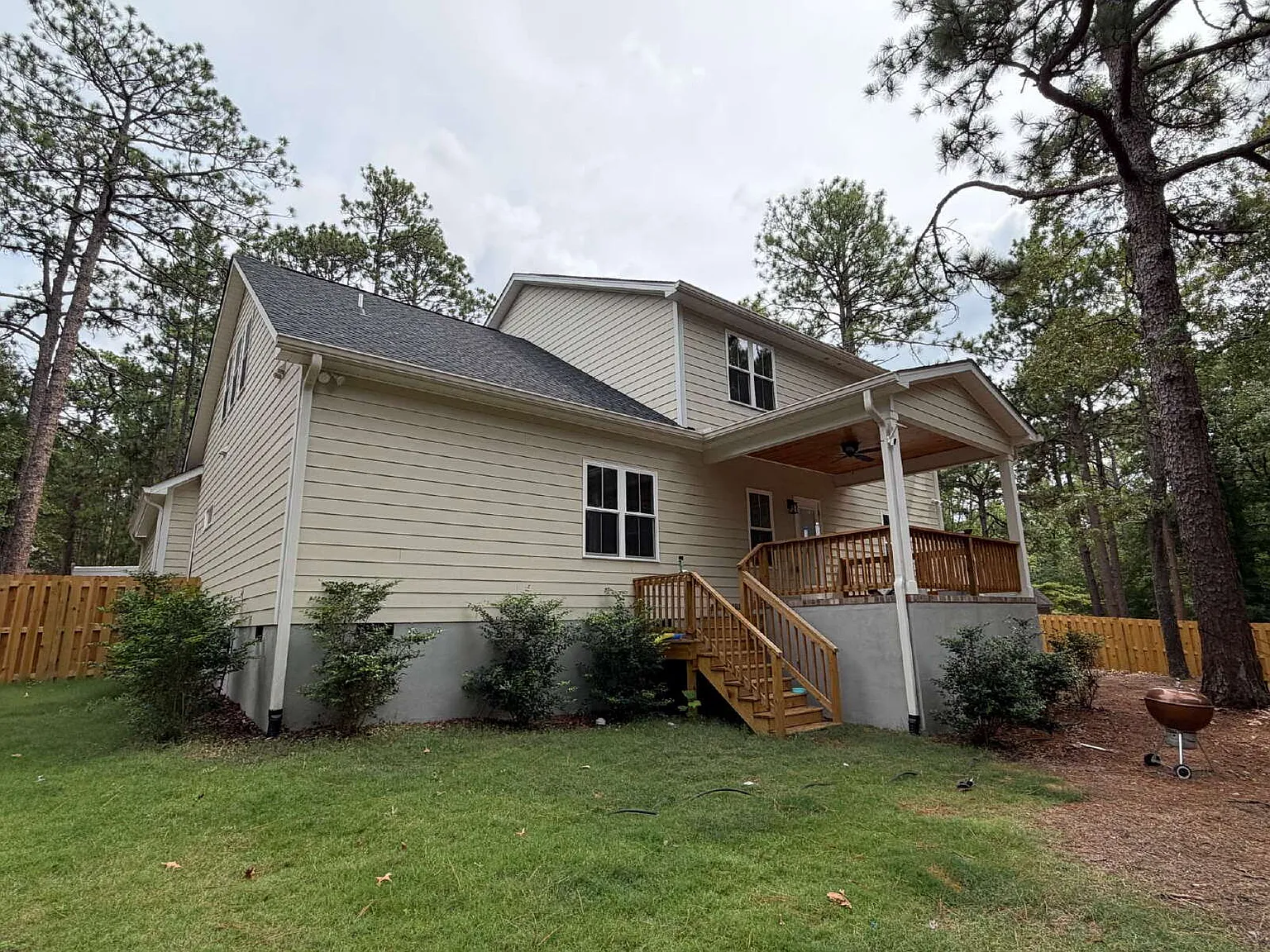 5 bed, 3.5 bath, 3300 sqft, $3,400 — Photo 3