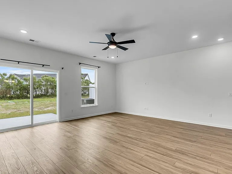 443 Duskywing Dr — Photo 39