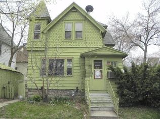 1735 W Scott St, Milwaukee, WI 53204