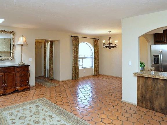 2nd image of 5226 N Pueblo Villas Dr
