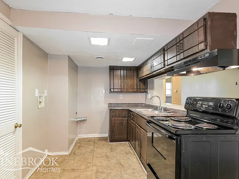 14 Marquette Dr — Photo 5