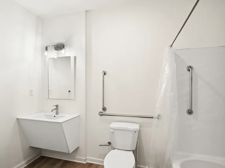 Owl's Nest Apartments — Photo 30