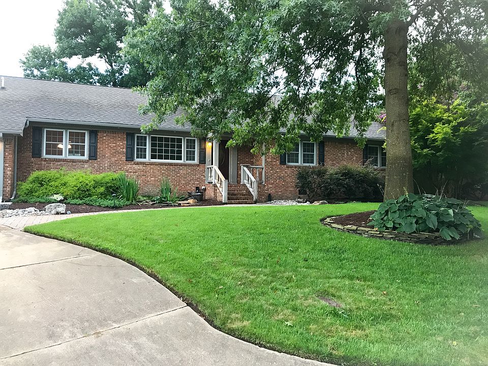 1st image of 612 S Claypool Ct
