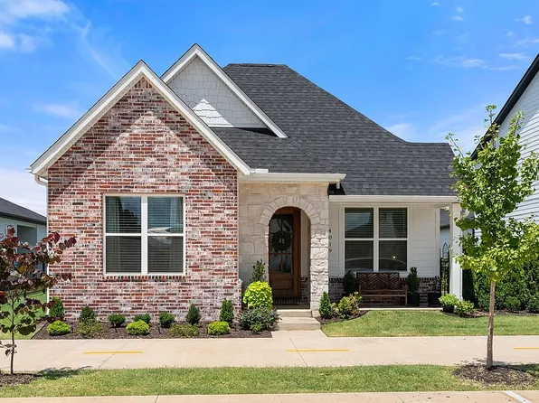 4019 W Sommerset St, Rogers, AR 72758
